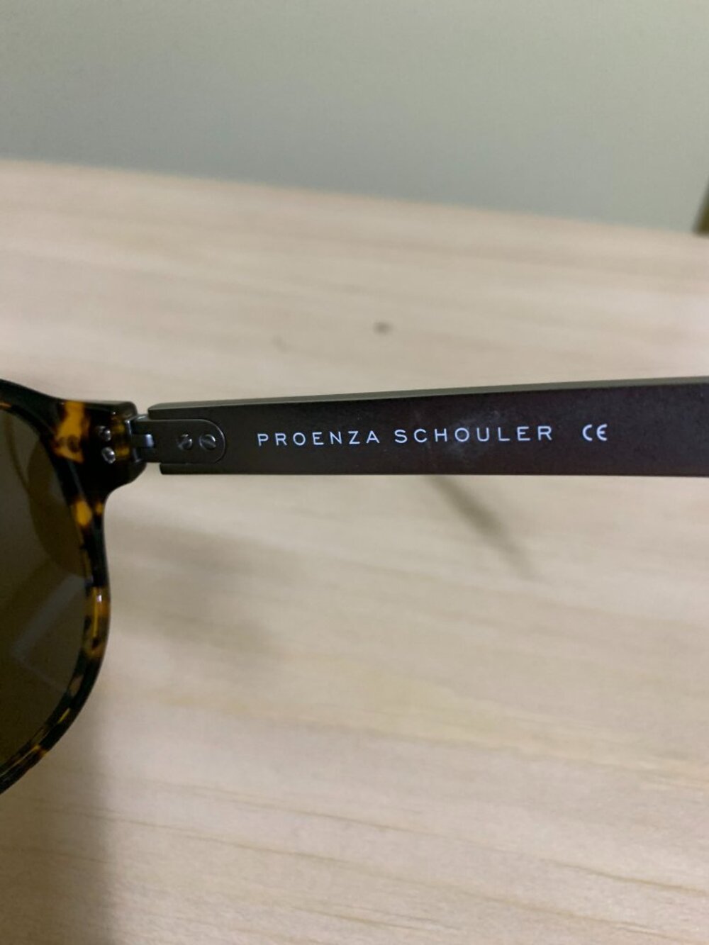 Sunglasses - Picture 5 of 9